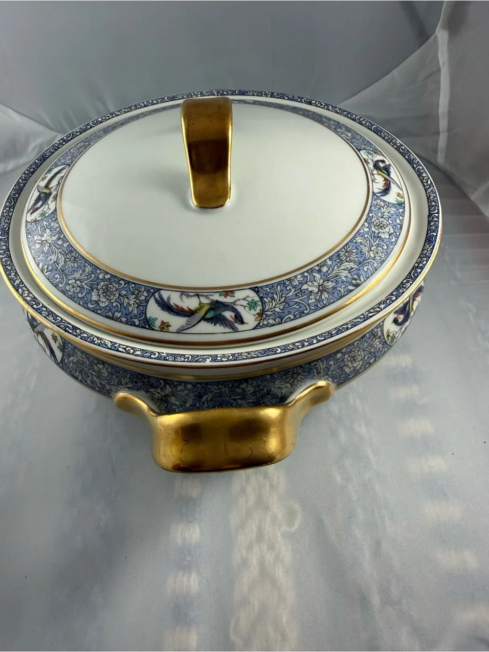 Antique Theodore Haviland Limoge Covered dish - Pattern Rani -France